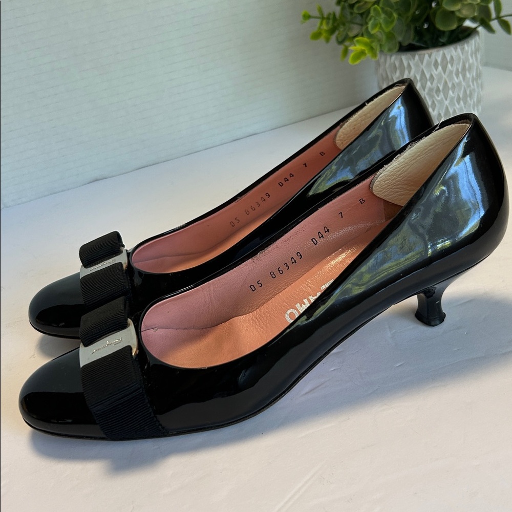 Salvatore Ferragamo Black Patent Leather Heels - Picture 5 of 17